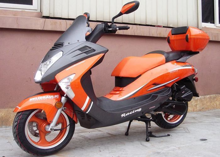V Stil Far 150cc Gaz Scooter, 2 Dikiz Aynalı Gazlı Scooter