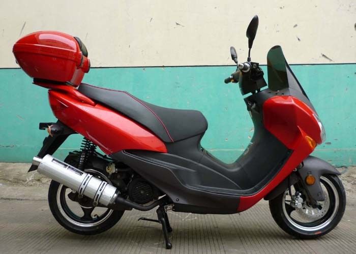 Yetişkinler İçin Çiftli Farlar Gazlı Scooter, Tamamen Monte Edilen Sokak Yasal Motorlu Scooterlar