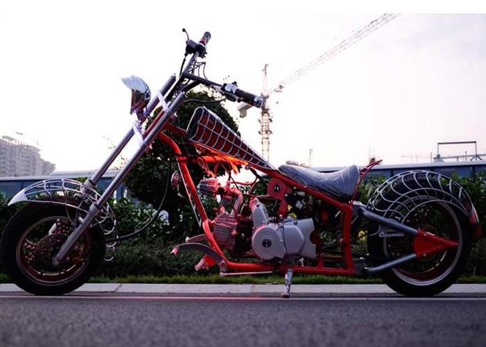 Örümcek Adam Tarzı 50cc Sokak Yasal Motosiklet, Özel Harley Choppers 12 V Pil 3L Tankı