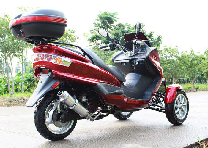 7.0kw 7500r ile 3 tekerlekli scooter motosiklet 150cc / dak 8HP motor / arka kutu