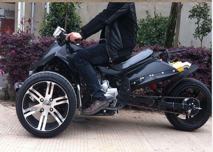 4 Gears'ı Manuel Debriyaj Üç Tekerlekli Motosiklet 3 Ters Motorlu Tekerlekli Motorlu Scooter