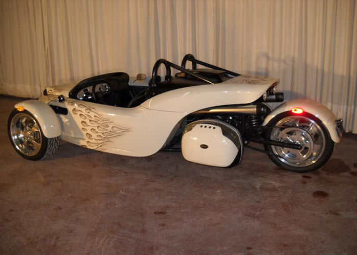 Yüksek Güçte Üç Tekerlekli Motosiklet 1250cc Sıvı Soğutmalı Yetişkinler İçin 3 Tekerlekli Motosiklet