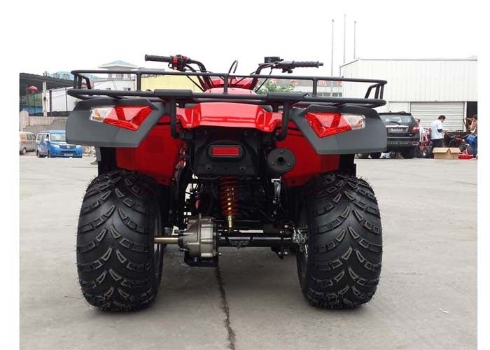 260cc Elektrikli Çalıştırma Dört Tekerlekli ATV Mil Sürüş Kırmızı Dört Wheeler Arka Kampana Fren