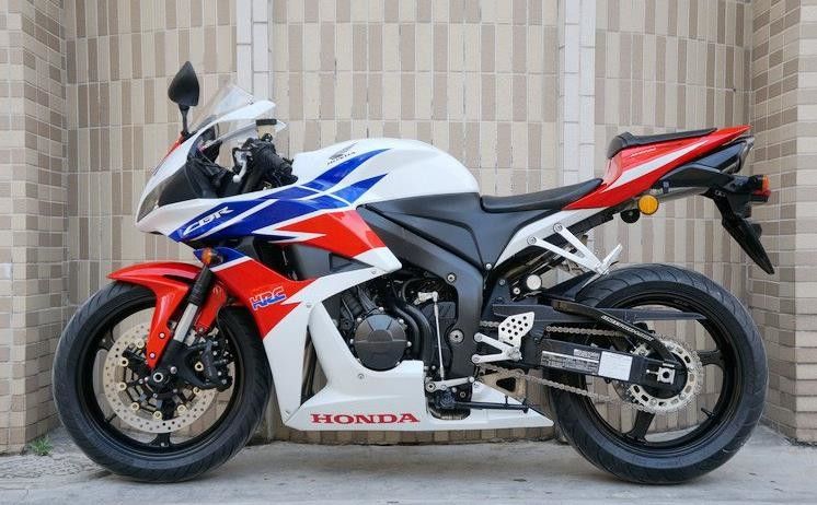 Yamaha Motorlu Scooter Sıvı Soğutmalı, 600cc Elektrik Enerjili Motosiklet Sıralı Dört Silindirli