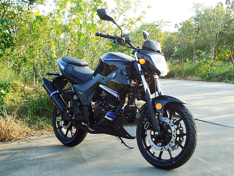 Hava Soğutmalı Yüksek Güçlü Motosikletler 250cc Tek Silindirli Motosiklet, Sinyal Işıklarıyla
