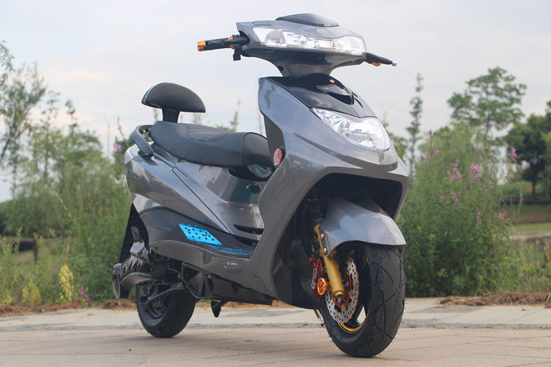 72V 20Ah Kurşun - Asit Akü ile Çelik Elektrikli Moped Bisiklet 1500W Fırçasız DC Motor