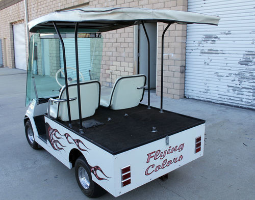 2 Koltuklar Elektrikli Golf Arabaları 150cc Kolay Gitmek Golf Arabası Dört Zamanlı Tek Silindirli Hava Soğutmalı