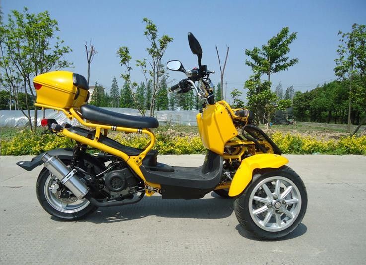 Yatay Tip Üç Tekerlekli Motosiklet 50cc 3 Tekerlekli Trike Scooter 4 Zamanlı