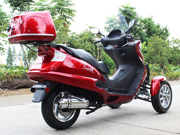 Tek Silindirli 50CC Yatay Tip Üç Tekerlekli Motosiklet, Kayış Tahrikli Şanzıman
