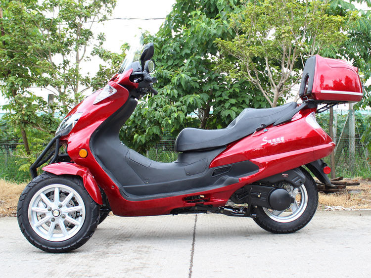 Tek Silindirli 50CC Yatay Tip Üç Tekerlekli Motosiklet, Kayış Tahrikli Şanzıman