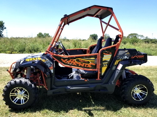UTV 170 MaX Ön Camlı Gaz Golf Arabası Büyük Boy Lastikler Özel Jantlar / Süspansiyon