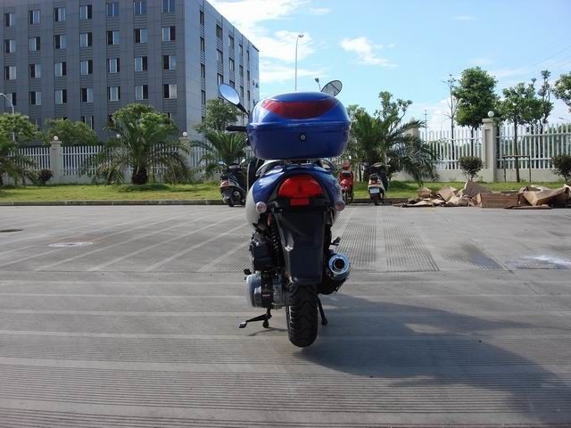 Cvt Zorunlu Hava Soğutmalı Motorlu 150cc Mini Scooter, Ön Disk Arka Kampanalı Fren