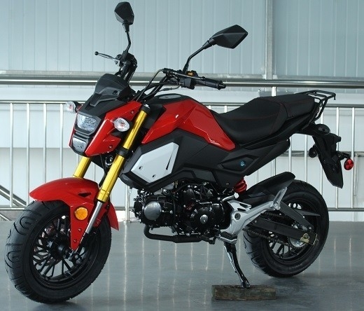El şanzımanlı özel baskı motosikleti, elektrikli başlangıç, çift far, büyük 12 inçlik tekerlekler