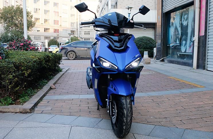 Ön ABS Disk Fren 150cc CVT Motosiklet ile 12 