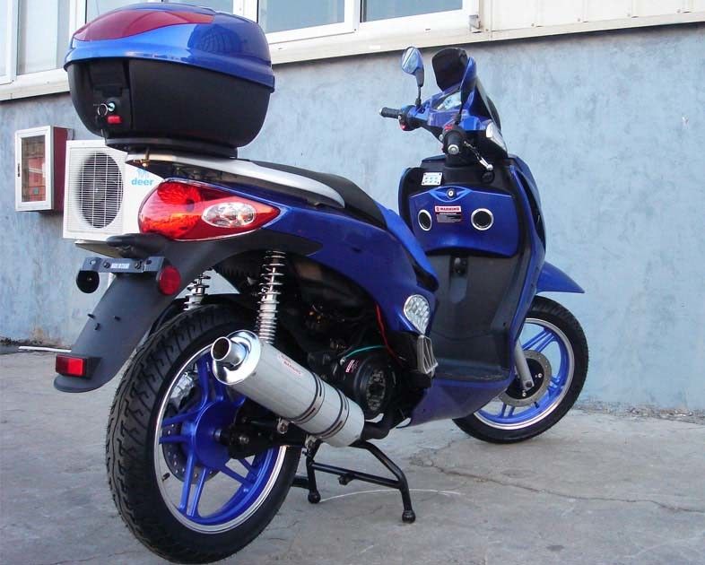 150CC Tek Silindirli Hava Serin Yetişkin Motorlu Scooter 4 Zamanlı Scooter Otomatik Debriyaj