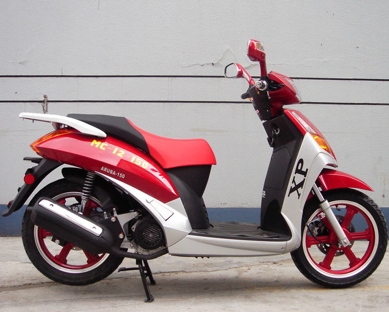 16 inç Lastik Yetişkin Gaz Scooter 150cc Arka Brum Fren Cvt Cebri Hava Soğutmalı Motor