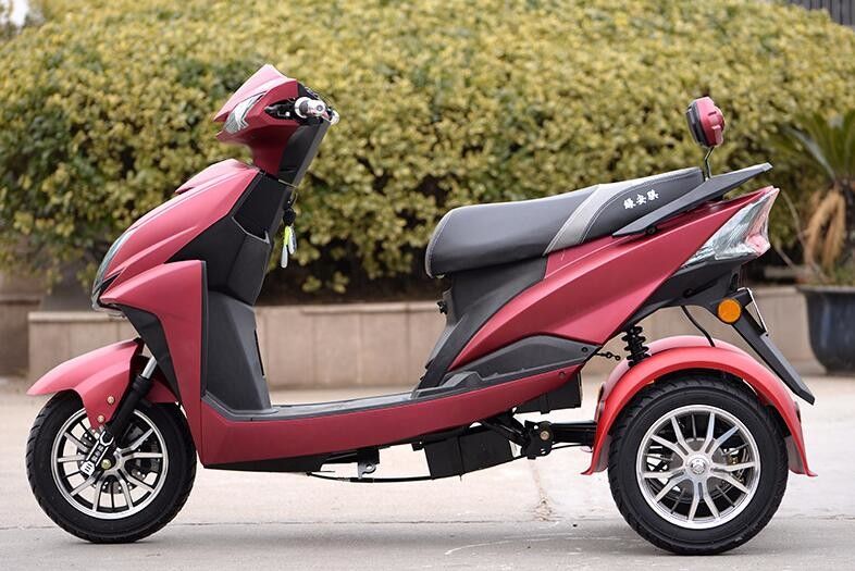 Yok Güz 3 Tekerlekli Scooter Motosiklet 60v 800w Maksimum Hız 50 - 60km / H