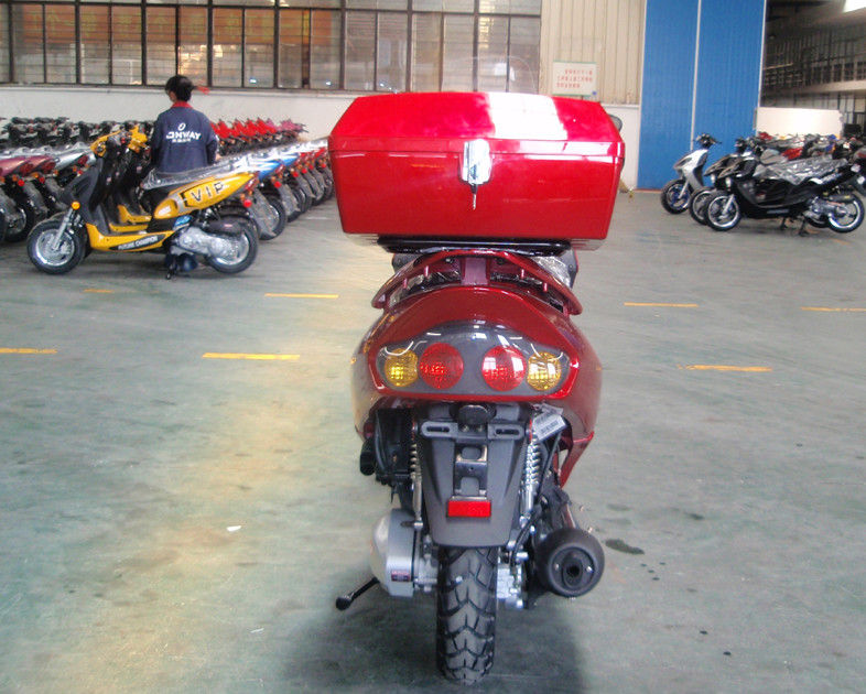 68.3 Mil / H Hız 250cc Yetişkin Motorlu Scooter 13 