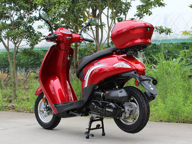 CVT Dişli 50cc Yetişkin Motorlu Scooter Yatay Tip Tek Silindirli Hava - Soğutmalı