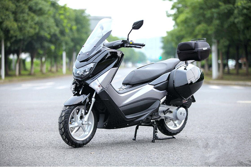 Hava Soğutmalı Yetişkin Motorlu Scooter 85KM / H Hidrolik Amortisörlü Azami Hız