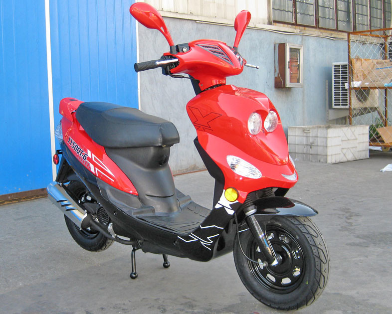 Hava Soğutmalı CDI Ateşleme Yetişkin Motorlu Scooter 50CC Scooter 65 - 70km / H El Freni Çalışması